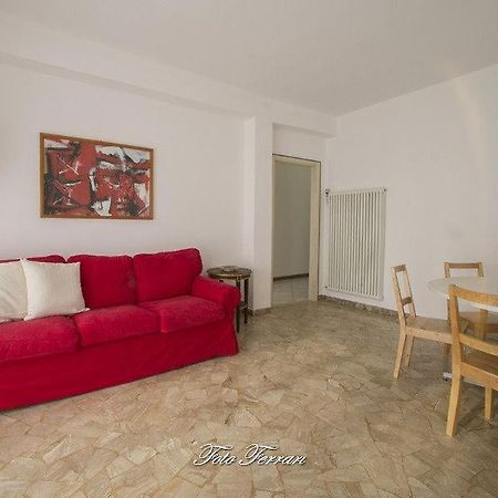 Casa Vacanze Gli Ulivi Del Lago Villa Сале Маразино Екстериор снимка